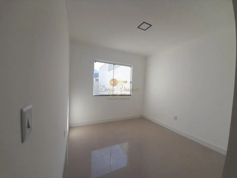 Imagem Casa para Venda em Guapimirim / RJ no bairro Cotia