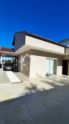 Imagem Casa Plana Averbada no Iririú com Piscina