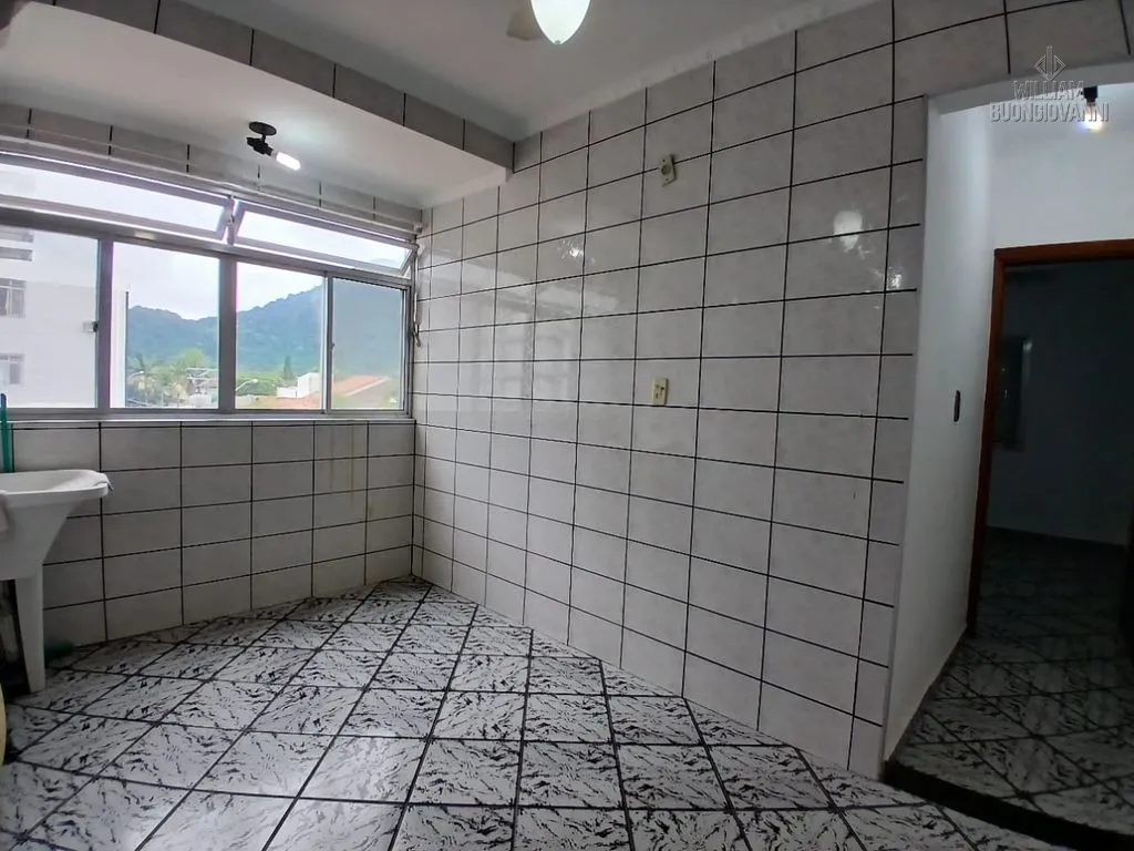Imagem 1 Dormitório Grande c/ Vaga - 60m² - Frente Rua - R$ 300 mil