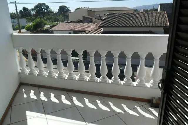 Imagem Casa à venda 3 Quartos, 1 Suite, 2 Vagas, Laerte Assunção, Pindamonhangaba - SP