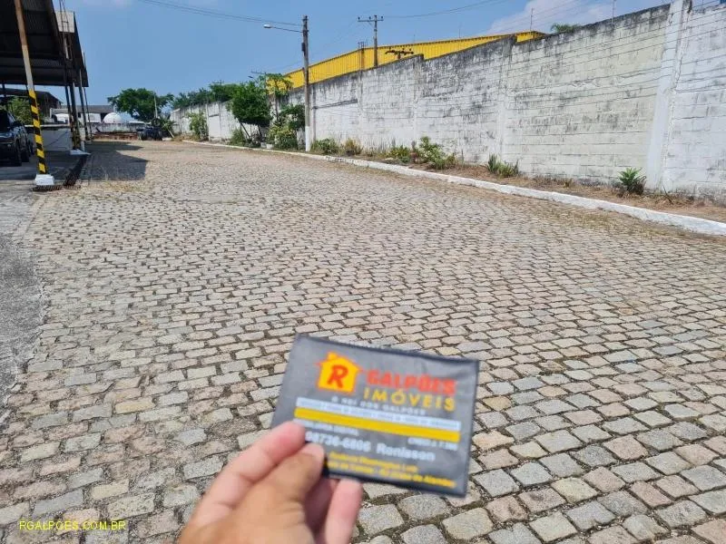 Imagem Galpão para Locação em DUQUE DE CAXIAS, Parque Duque, 2 banheiros