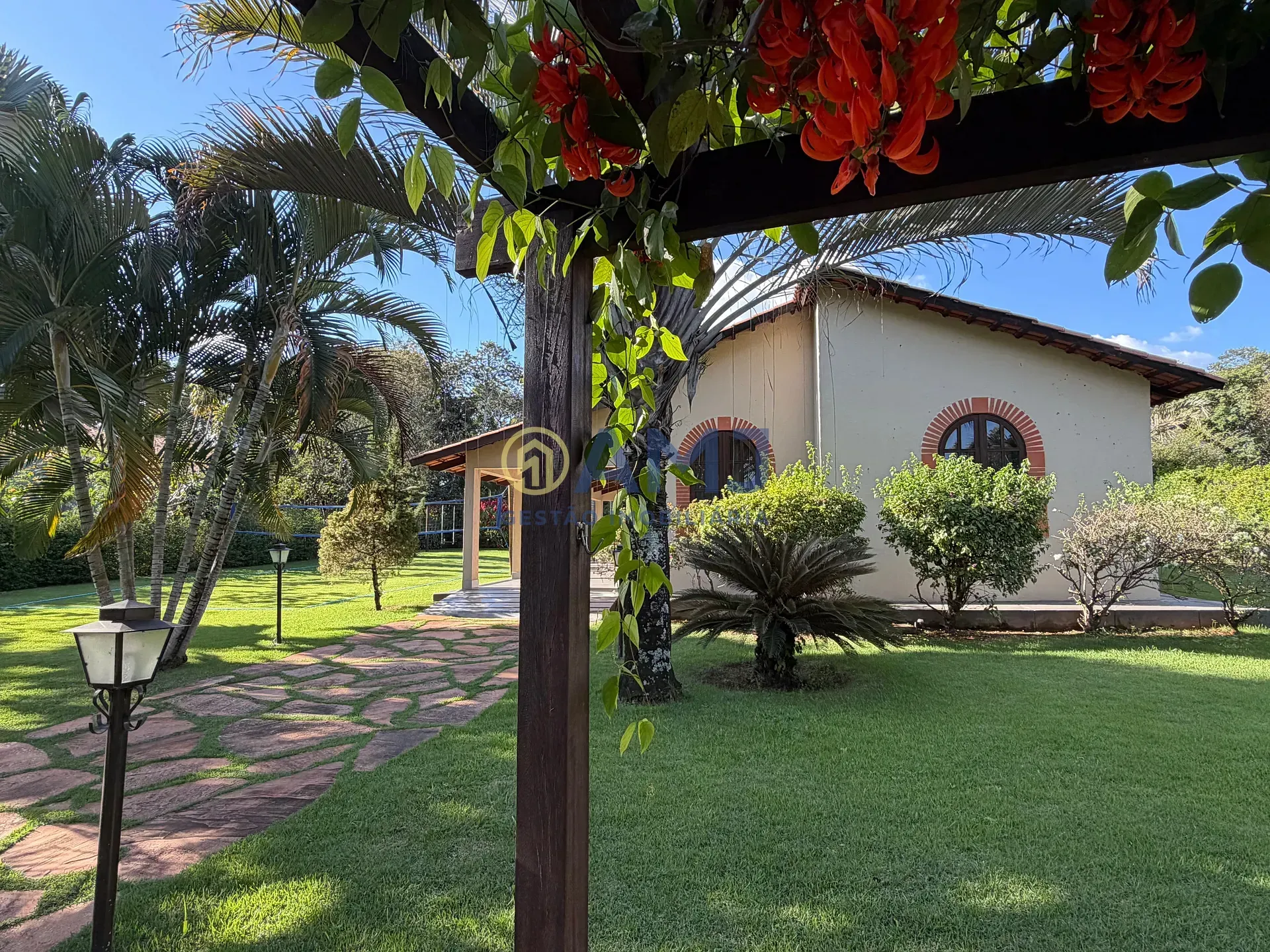 Imagem CHÁCARA À VENDA NO CONDOMÍNIO COUNTRYVILLE - HIDROLÂNDIA/GO