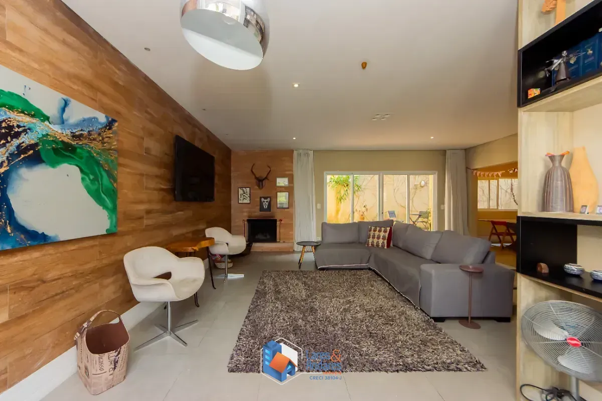 Imagem Casa no condomínio Solar dos Manacás para venda com 5 quartos, sendo 5 suítes, 428m²