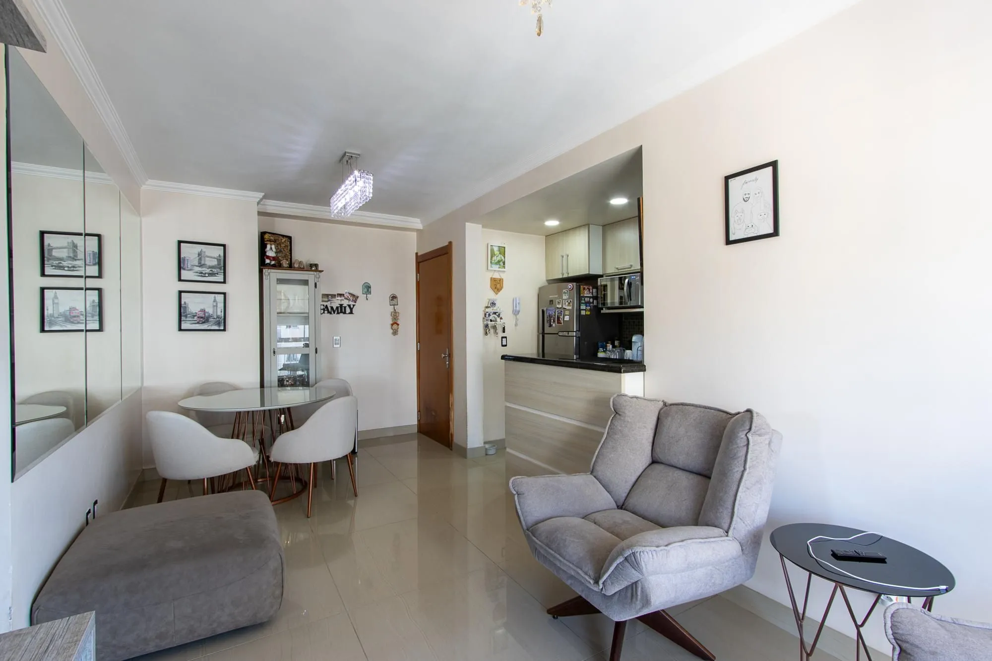 Imagem Apartamento, 2 dormitórios e 1 vaga, bairro Jardim Carvalho.