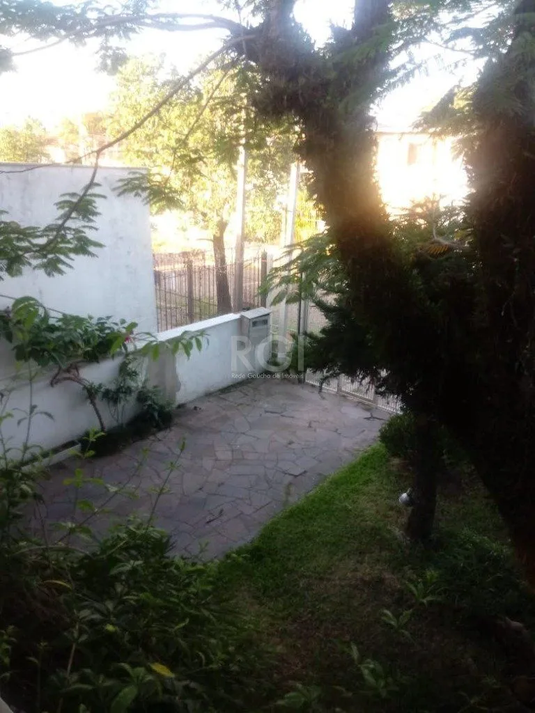 Imagem Casa para Venda - 300m², 3 dormitórios, sendo 1 suites, 5 vagas - Jardim Itu