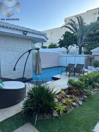 Imagem Casa de Luxo em Condomínio no Recreio dos Bandeirantes com 4 Suítes e 450m² - Rio de Janeiro-RJ