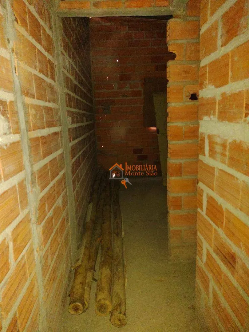 Imagem Sobrado com 2 dormitórios à venda, 100 m² por R$ 250.000,00 - Parque Mikail - Guarulhos/SP