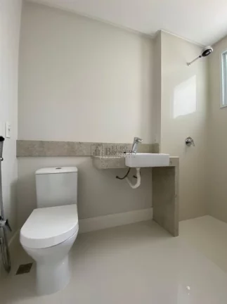 Imagem Excelente apartamento frente mar em Balneário Camboriú.