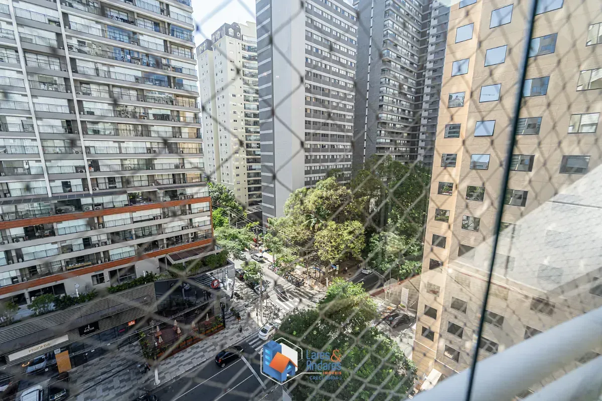 Imagem Apartamento para venda em Moema com 4 quartos, sendo 1 suíte, 104m²