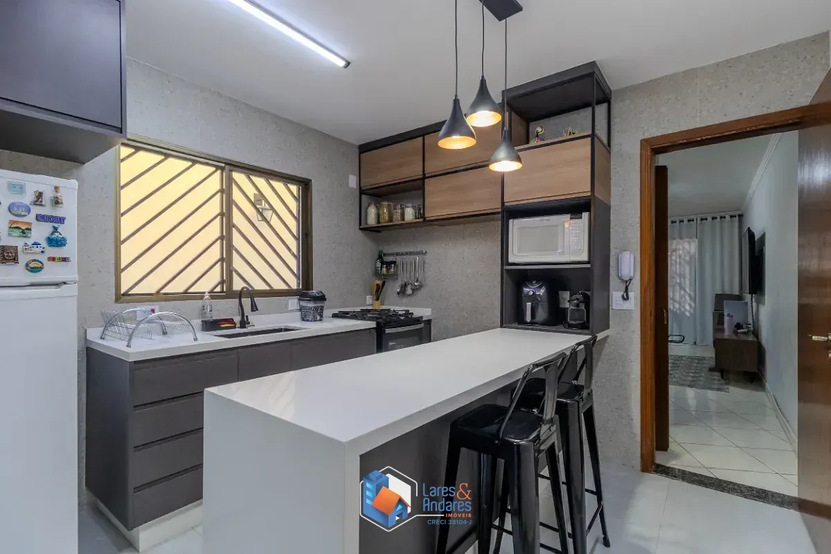 Imagem Sobrado para venda em Vila Nair com 3 quartos, sendo 1 suíte, 99m²