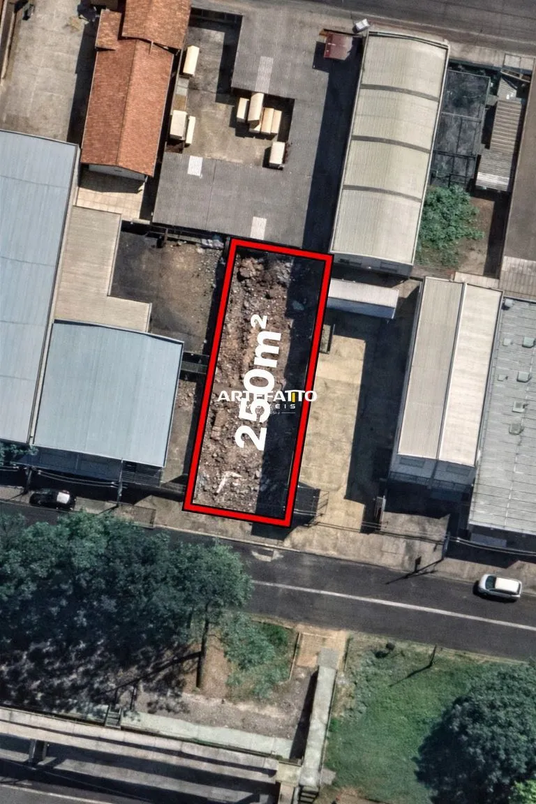 Terreno Misto de 250m2 no bairro Recanto Elimar