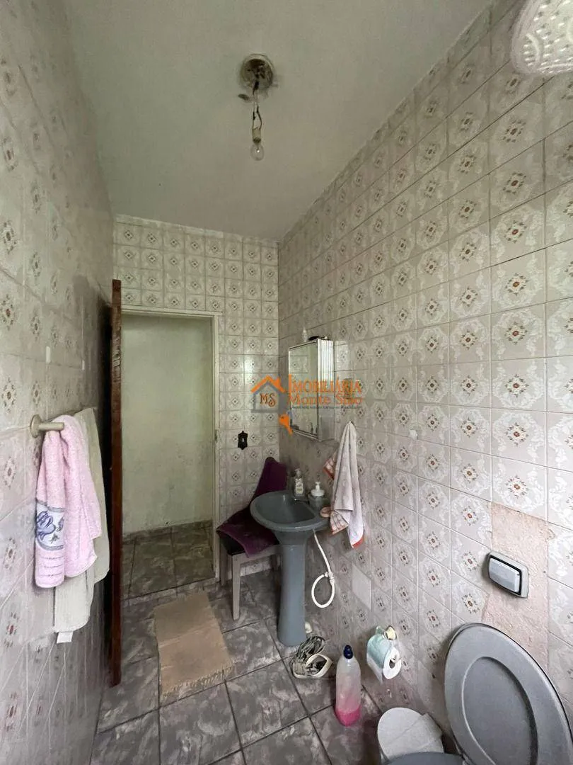 Imagem Sobrado com 3 dormitórios à venda, 190 m² por R$ 425.000,00 - Jardim Divinolândia - Guarulhos/SP