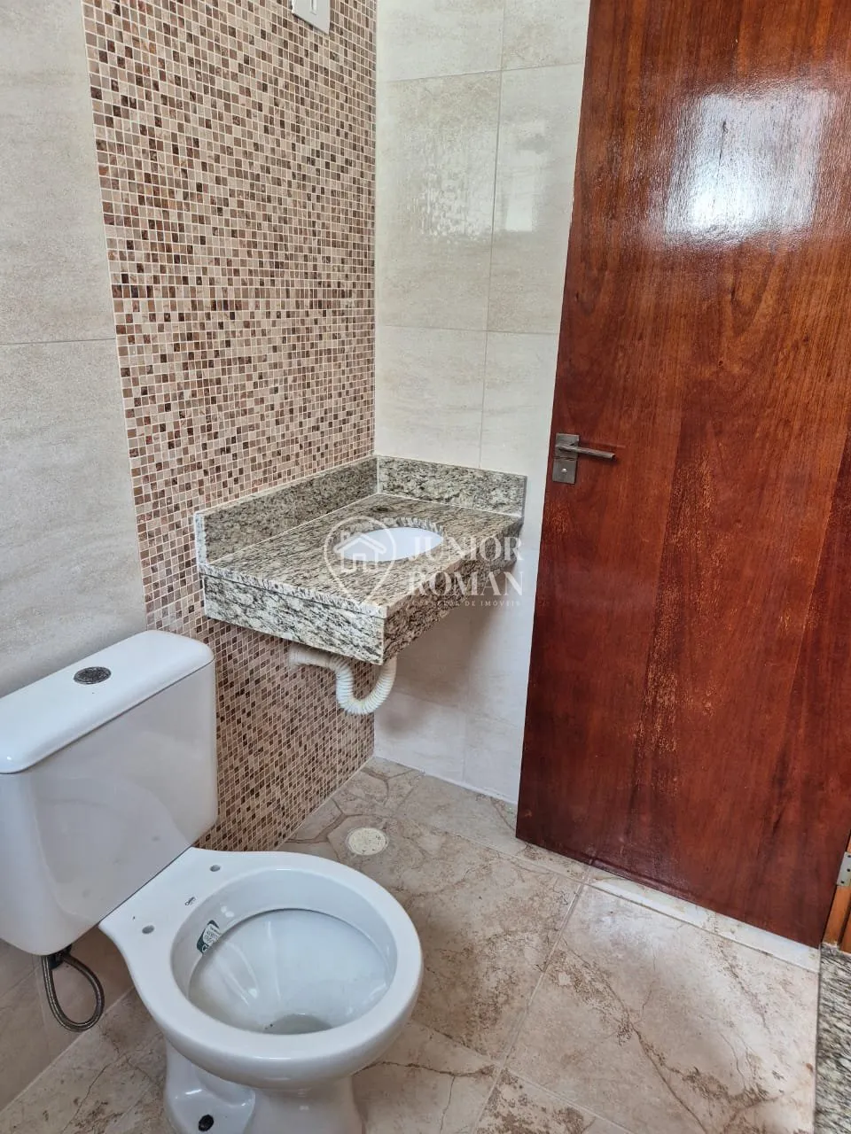 Imagem SOBRADO NOVO EM CONDOMÍNIO FECHADO EM PRAIA GRANDE COM 2 SUÍTES