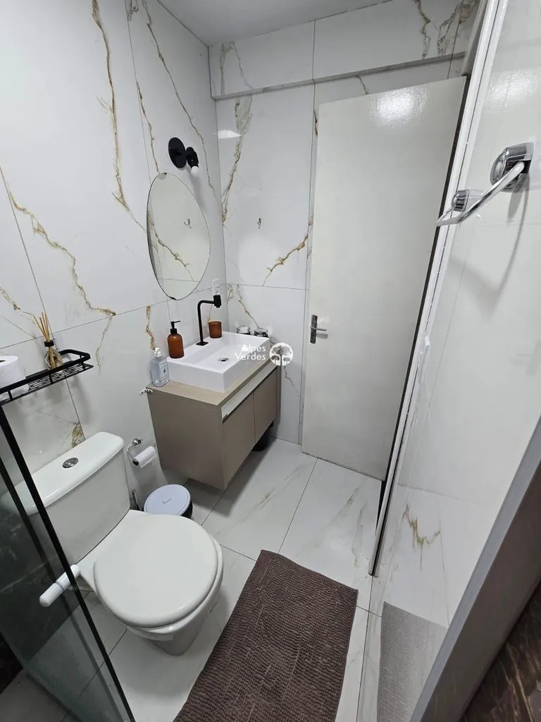 Imagem VENDE-SE APARTAMENTO DUPLEX MOBILIADO, NO CENTRO DA CIDADE DE CANELA.