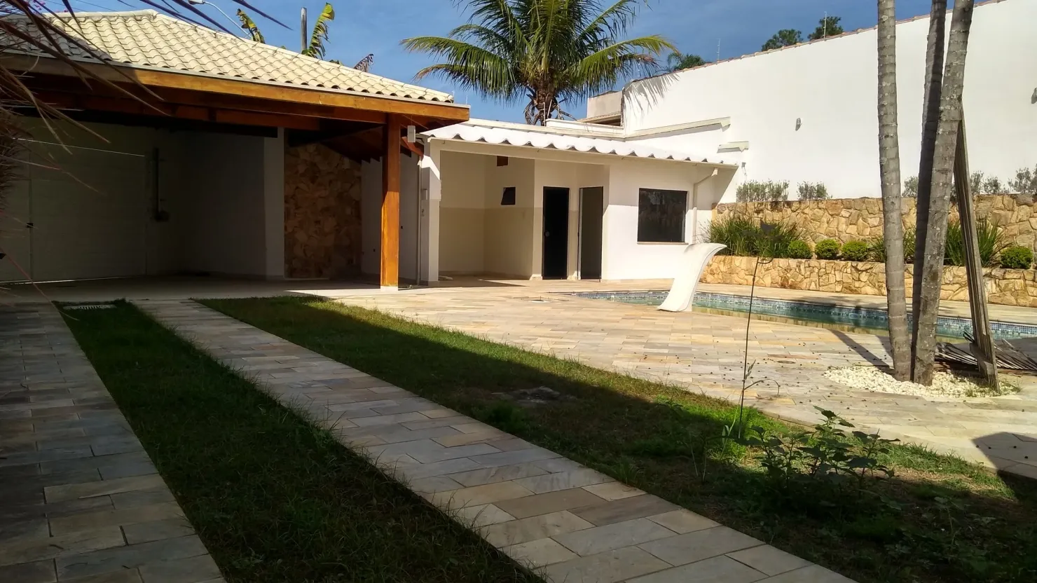 Imagem Casa à venda 3 Quartos, 1 Suite, Jardim Residencial Doutor Lessa, Pindamonhangaba - SP
