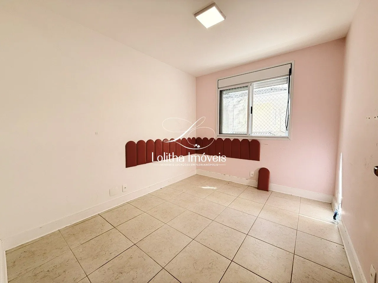 Imagem APARTAMENTO DE 2 QUARTOS SENDO UM SUÍTE À VENDA EM JURERÊ INTERNACIONAL - FLORIANÓPOLIS/SC
