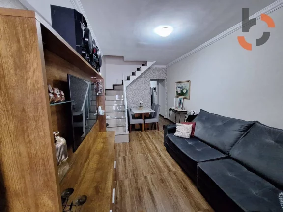 Imagem Casa Duplex 2 Quartos com Quintal e Churrasqueira no Ponto Chic - Ao Lado da Posse