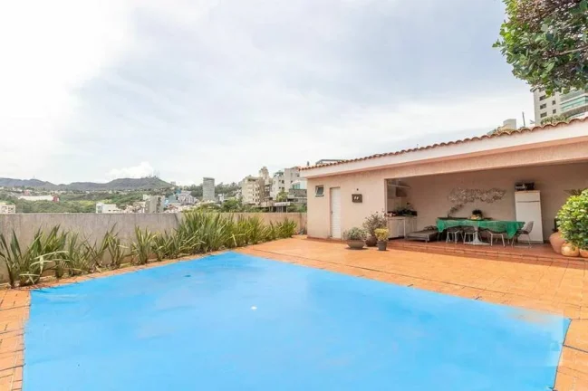 Imagem Casa Padrão - Santa Lúcia