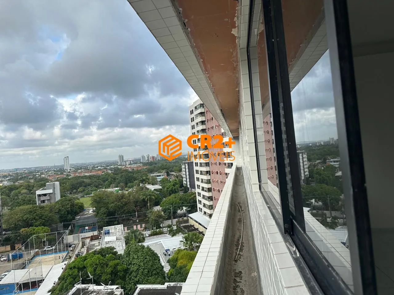 Imagem Vendo apartamento de 242 m2 na zona norte com 4 quartos e 3 vagas cobertas