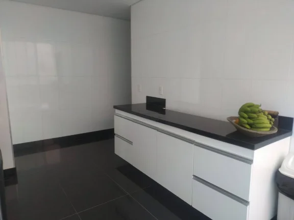 Imagem Casa com 5 Quartos e 6 banheiros!!!!