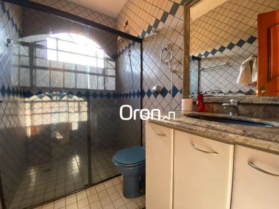 Imagem Sobrado à venda, 420 m² por R$ 1.300.000,00 - Santa Genoveva - Goiânia/GO