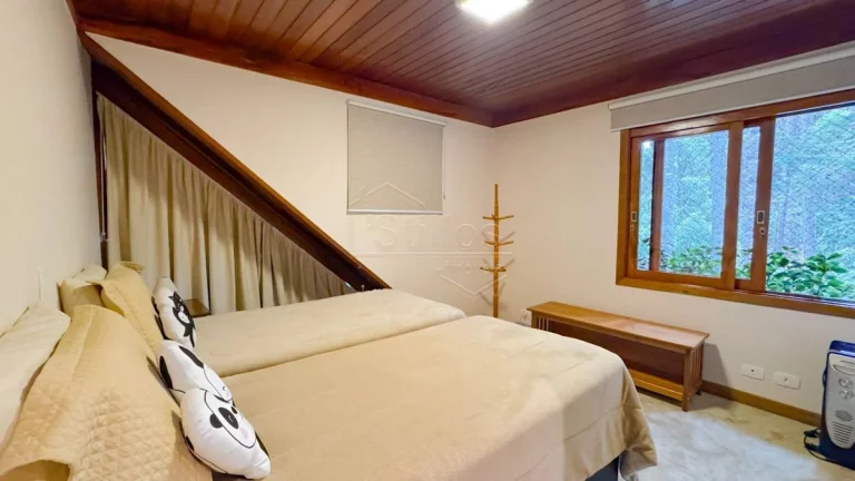 Imagem Casa de Condomínio em Campos do Jordão
