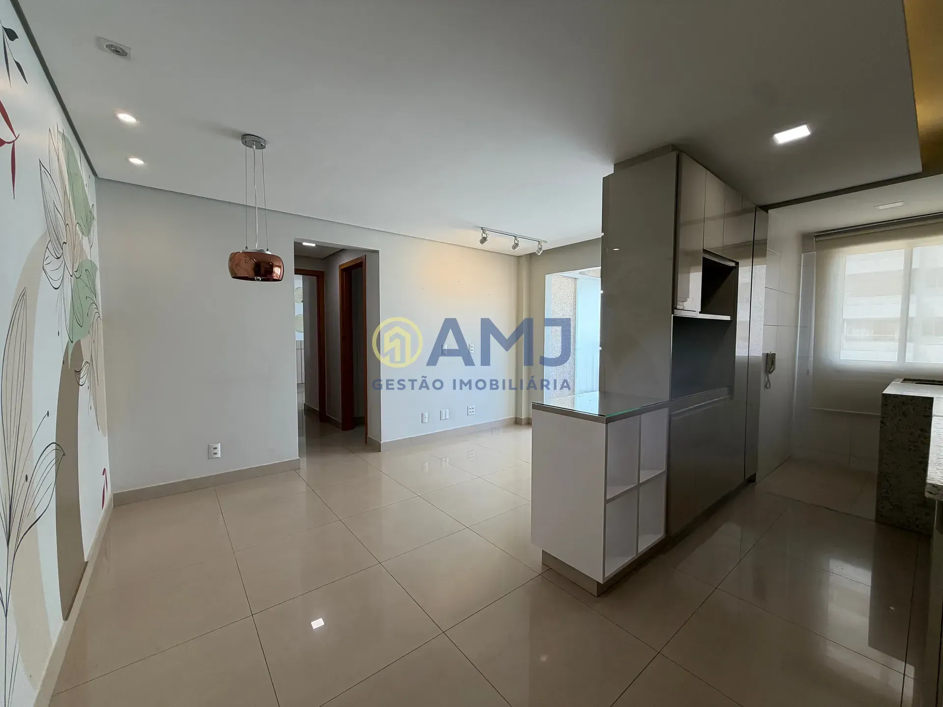 Imagem APARTAMENTO À VENDA | OPORTUNIDADE - PRAÇA SUDOESTE | VILA LUCY