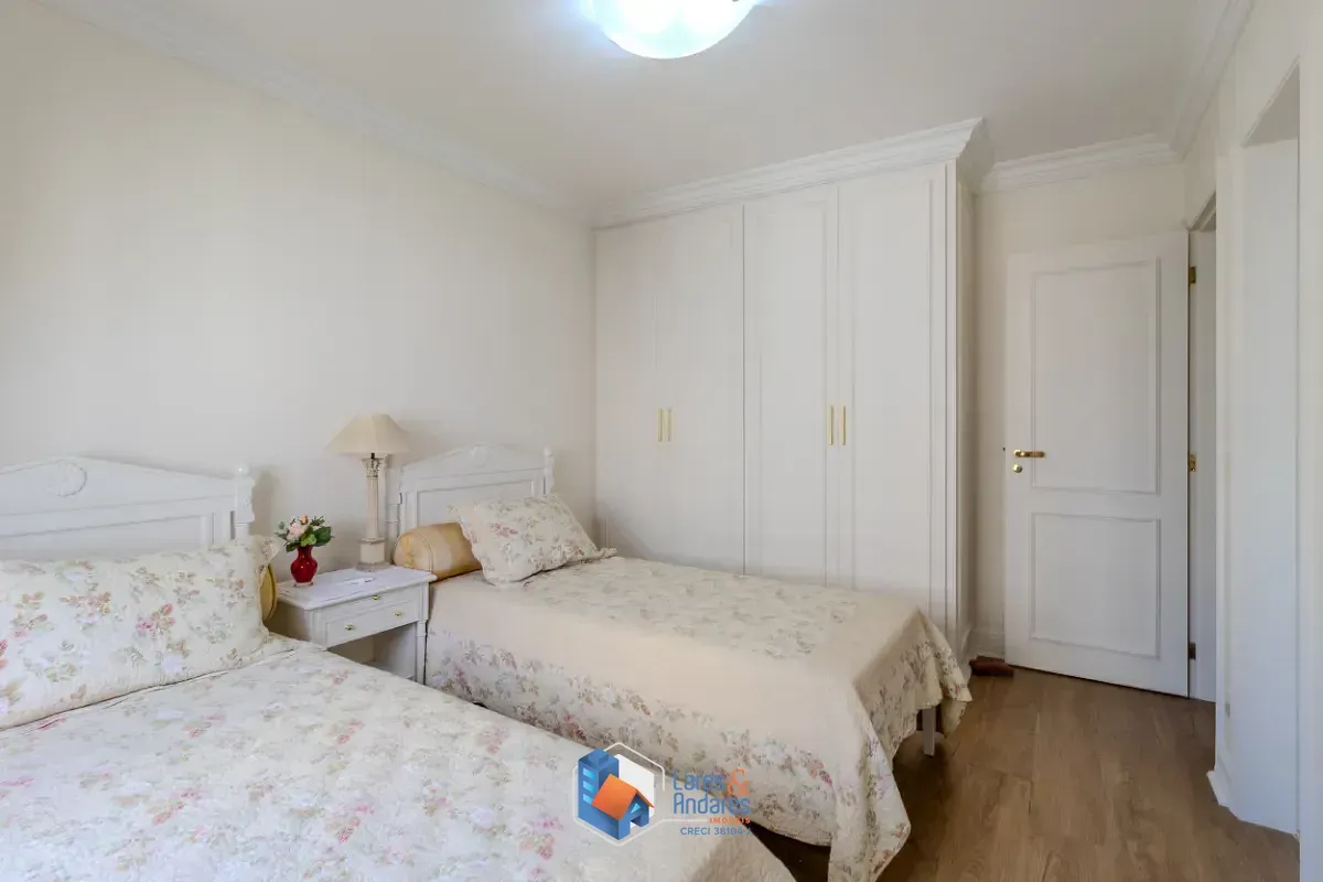 Imagem Apartamento para venda em Campo Belo com 4 quartos, sendo 4 suítes, 178m²