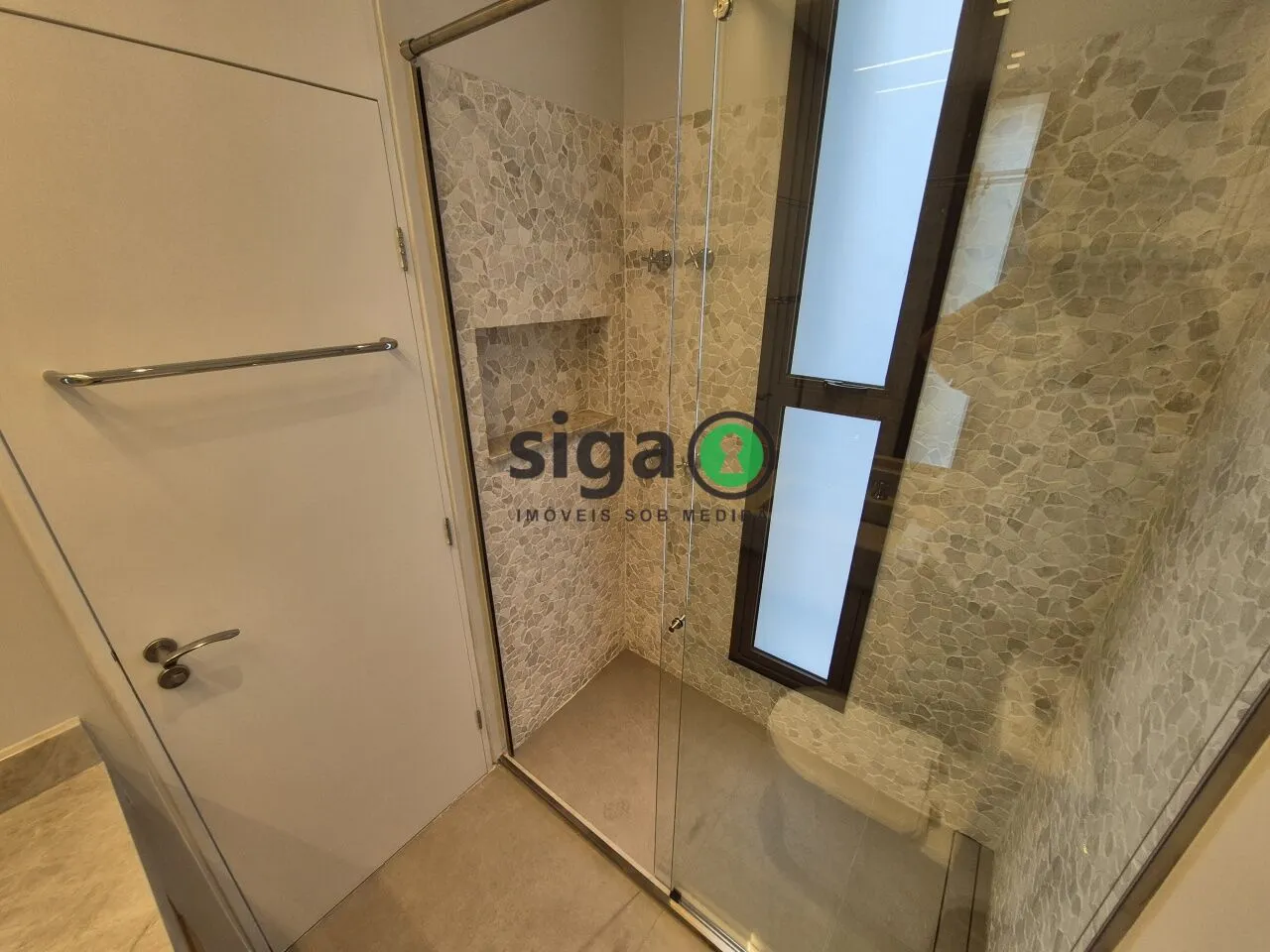 Imagem Casa em condomínio a Venda na Cidade Jardim com 4 quartos