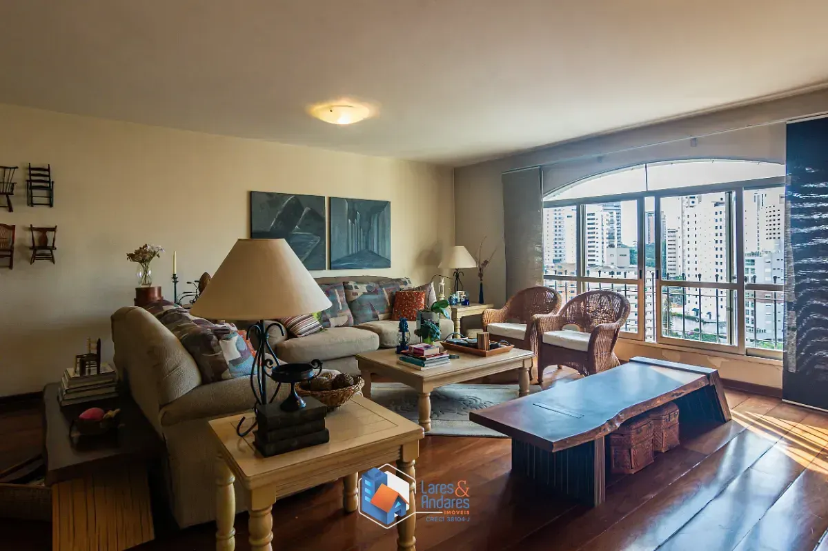 Imagem Apartamento para venda em Vila Morumbi com 4 quartos, sendo 3 suítes, 211m²