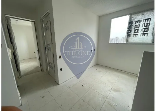 Imagem Apartamento à venda em São Paulo, Várzea da Barra Funda - 2 quartos, 1 sala, 1 banheiro, 32m² de área.
