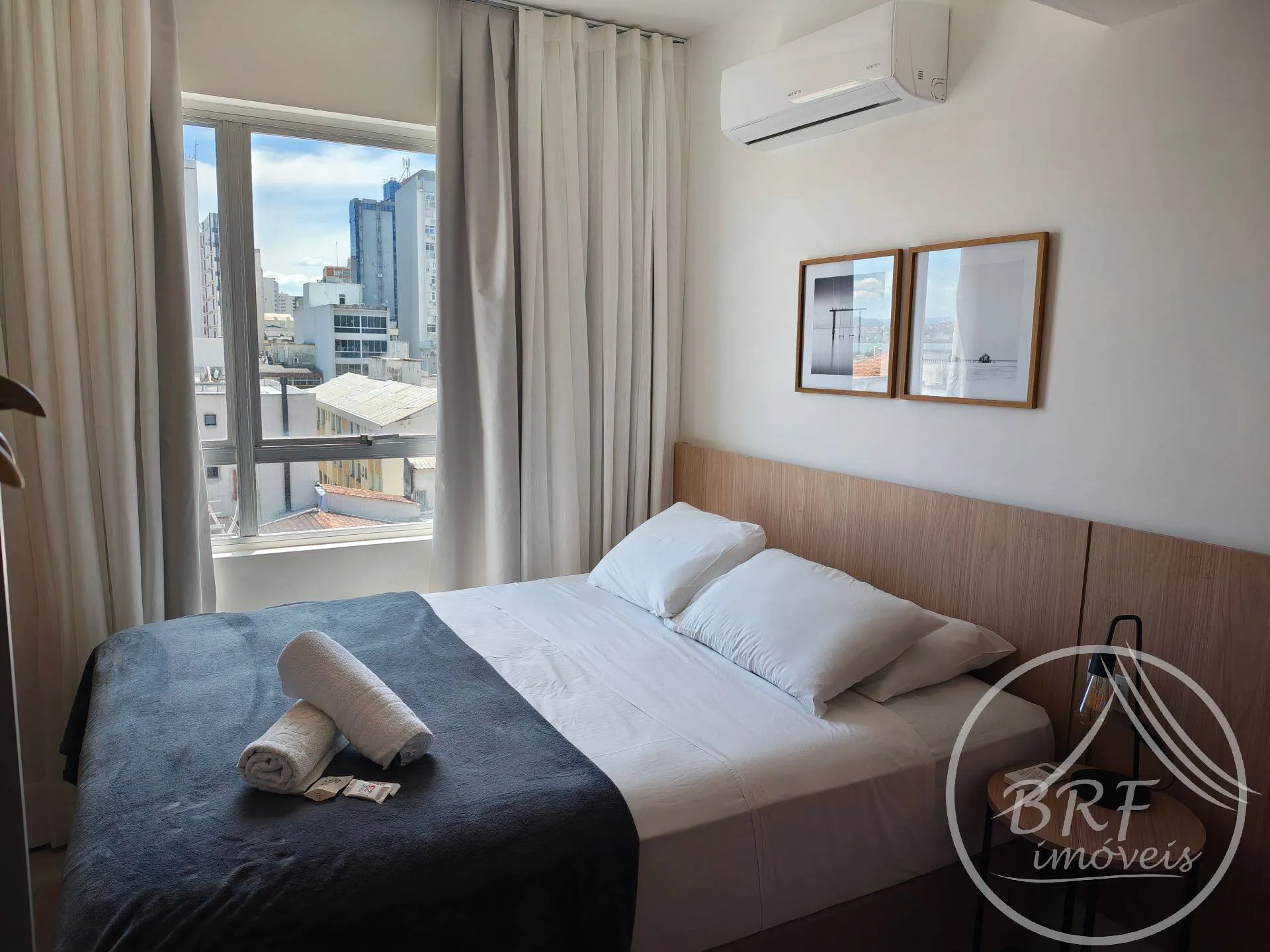 Imagem Apartamento 2 quartos no Centro, sala e cozinha integradas -mobiliado
