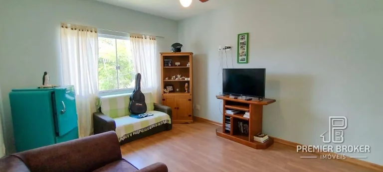 Imagem Casa à venda, 170 m² por R$ 975.000,00 - Vargem Grande - Teresópolis/RJ