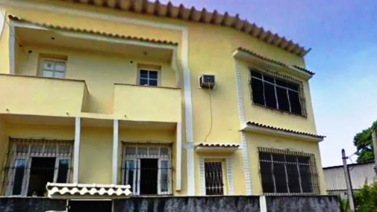 Casa com 6 Quartos à Venda, 400 m² em Santa Rosa - Niterói