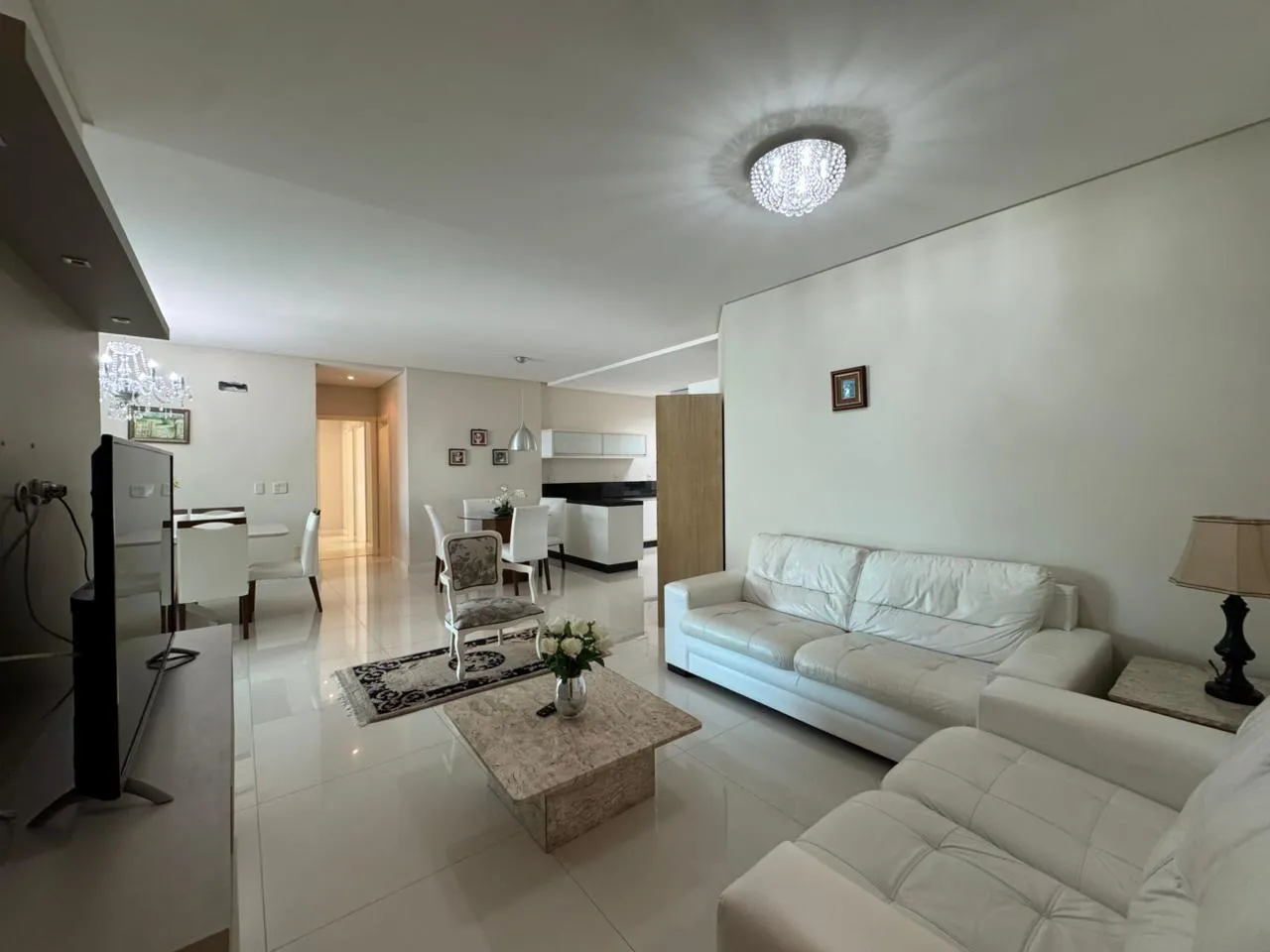 Imagem Apartamento à venda com 180m2 por R$ 2.300.000,00