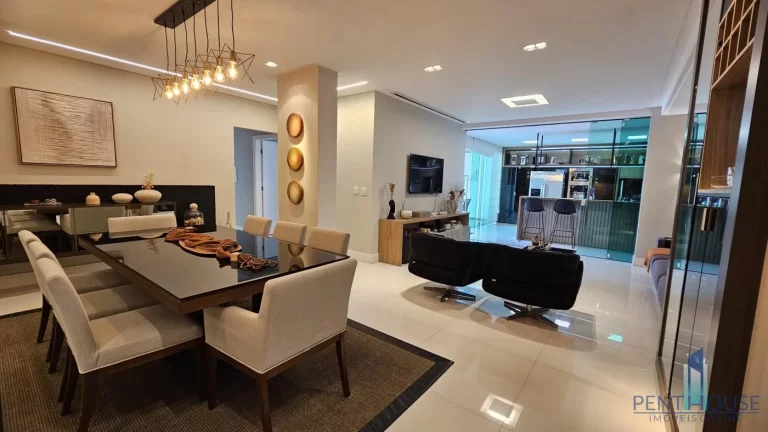 Imagem Apartamento com Terraço para Venda em Balneário Camboriú, CENTRO, 3 dormitórios, 1 suíte, 2 banheiros, 3 vagas