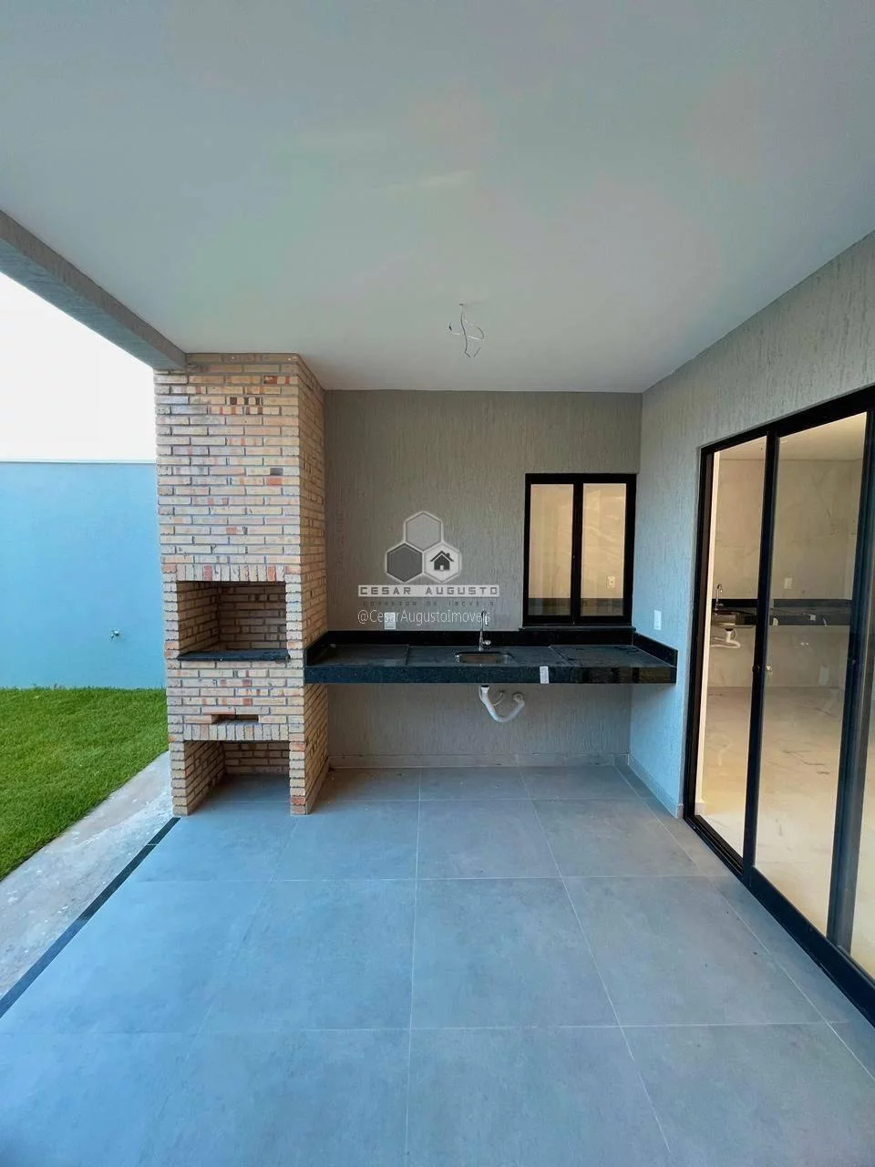 Imagem Royal Ville Residence: Casas de luxo com 04 suites no centro do Eus?(C)bio