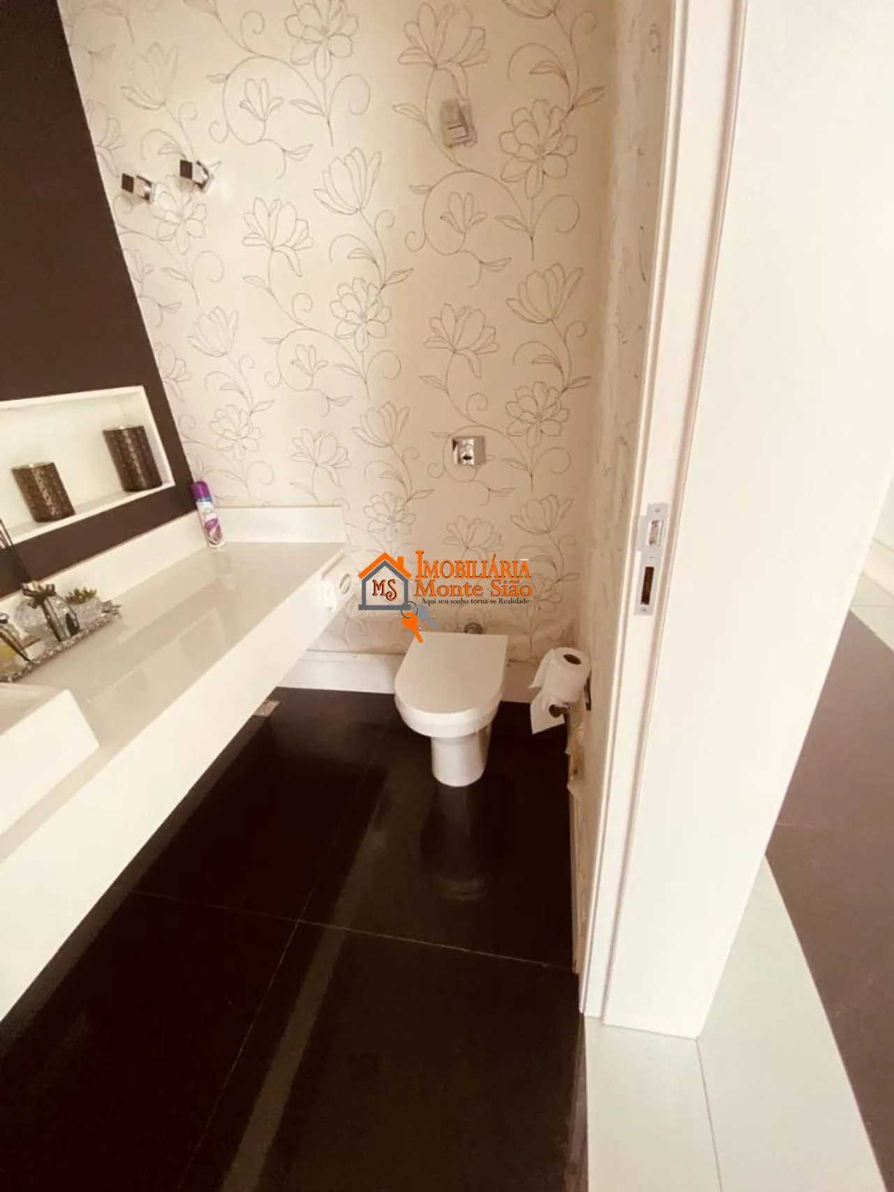 Imagem Sobrado com 4 dormitórios, 600 m² - venda por R$ 6.800.000,00 ou aluguel por R$ 29.000,00/mês - Perová - Arujá/SP