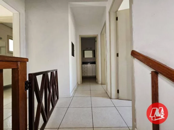 Imagem Sobrado com 3 dormitórios à venda, 100 m² por R$ 300.000,00 - Santa Tereza - Porto Alegre/RS