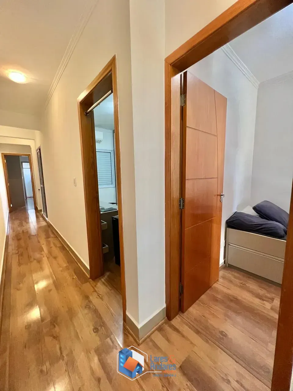 Imagem Sobrado para venda em Parque São Domingos com 3 quartos, sendo 1 suíte, 96m²