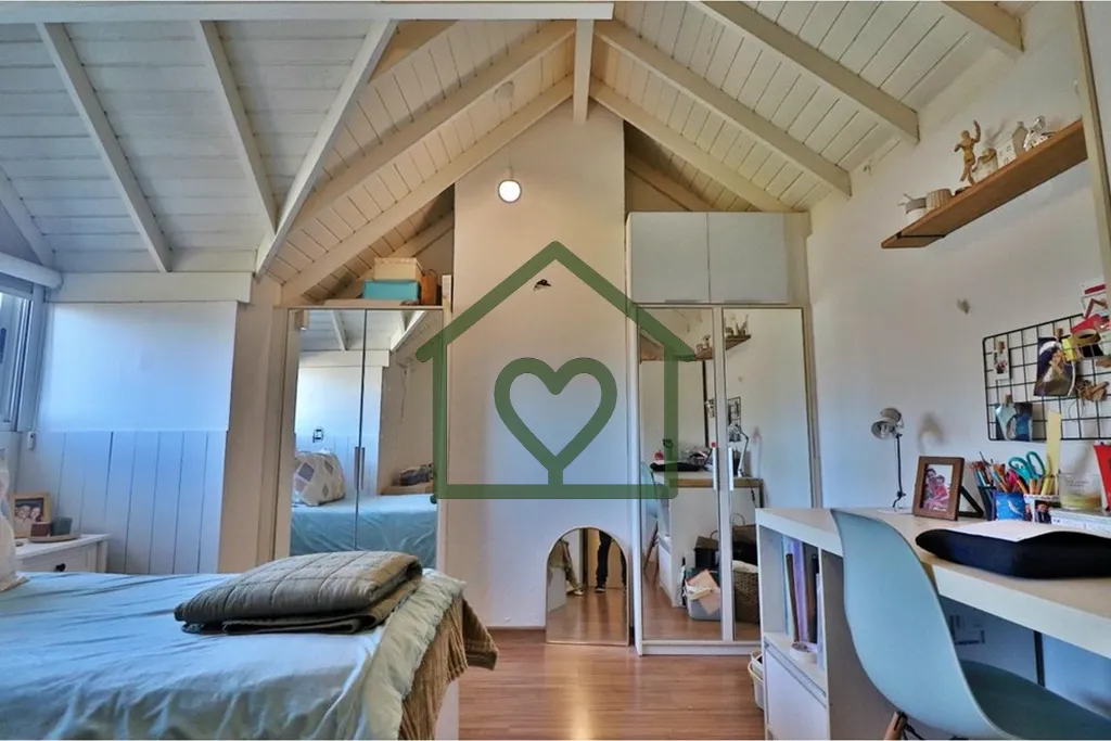 Imagem Casa no condomínio Oxford Houses com 163 m2 distribuídos em 3 dormitórios sendo 1 suíte living p...