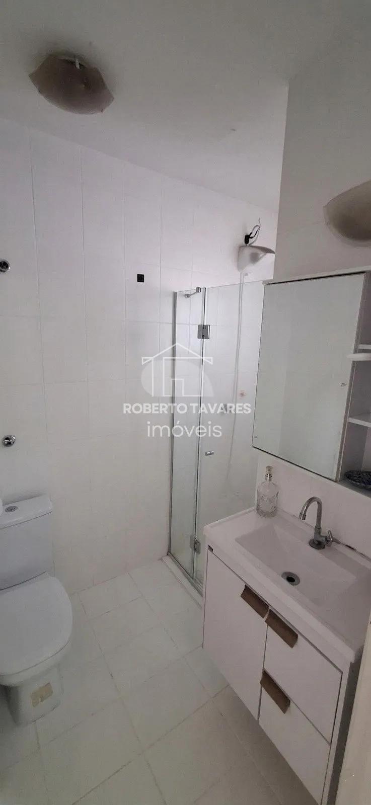 Imagem Apartamento à venda 1 dormitório com 28 m², ideal para quem busca praticidade e mobilidade - Bem próximo ao Shopping Frei Caneca.