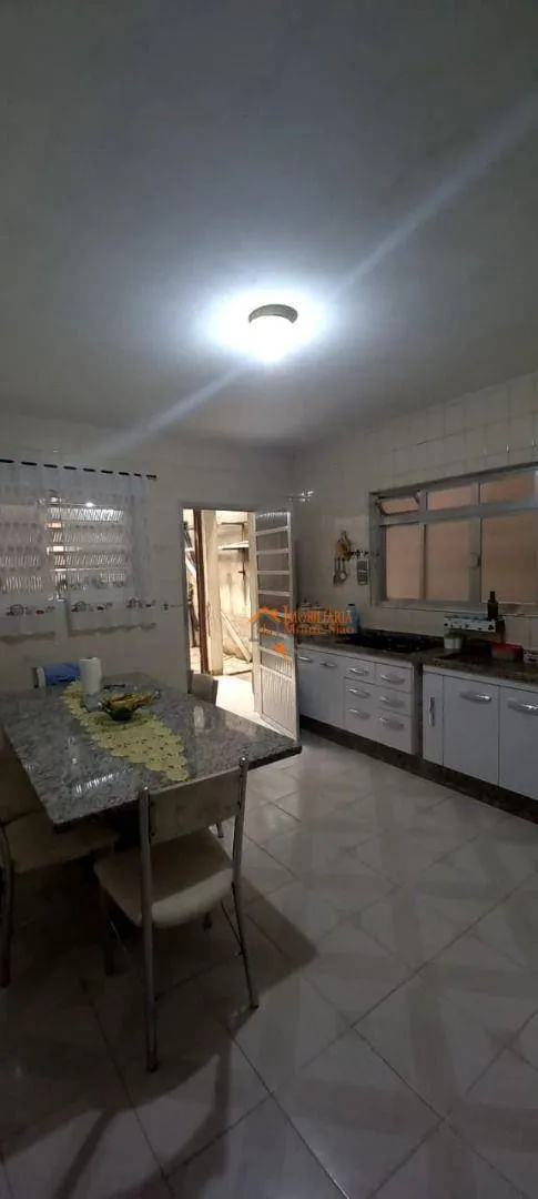 Imagem Sobrado com 3 dormitórios à venda, 220 m² por R$ 650.000,00 - Parque Continental III - Guarulhos/SP