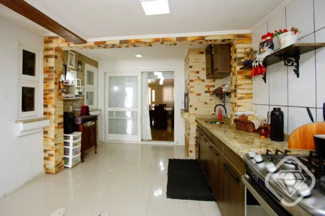 Imagem Uma casa completa e cheia de conforto no coraÃ§Ã£o de Ipanema!

Brilhante ImÃ³veis vende bela residÃ...