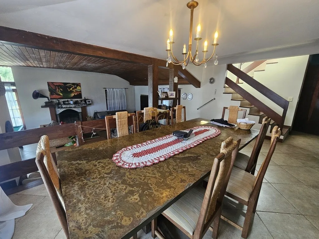 Imagem Casa em Condomínio para Venda em Teresópolis / RJ no bairro Cruzeiro