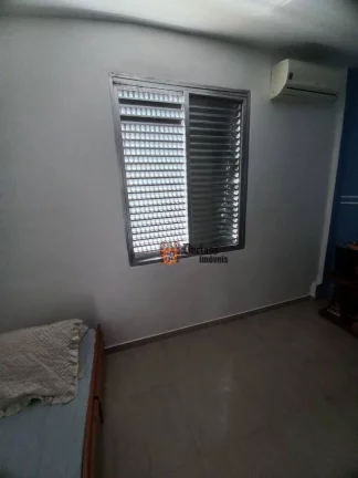 Imagem Apartamento com 2 dormitórios à venda, 79 m² por R$ 280.000 - Catiapoã - São Vicente/SP