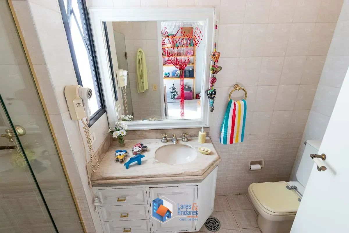 Imagem Apartamento para venda em Campo Belo com 4 quartos, sendo 2 suítes, 255m²
