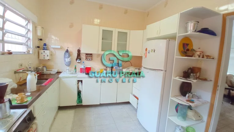 Imagem Casa com piscina em rua fechada