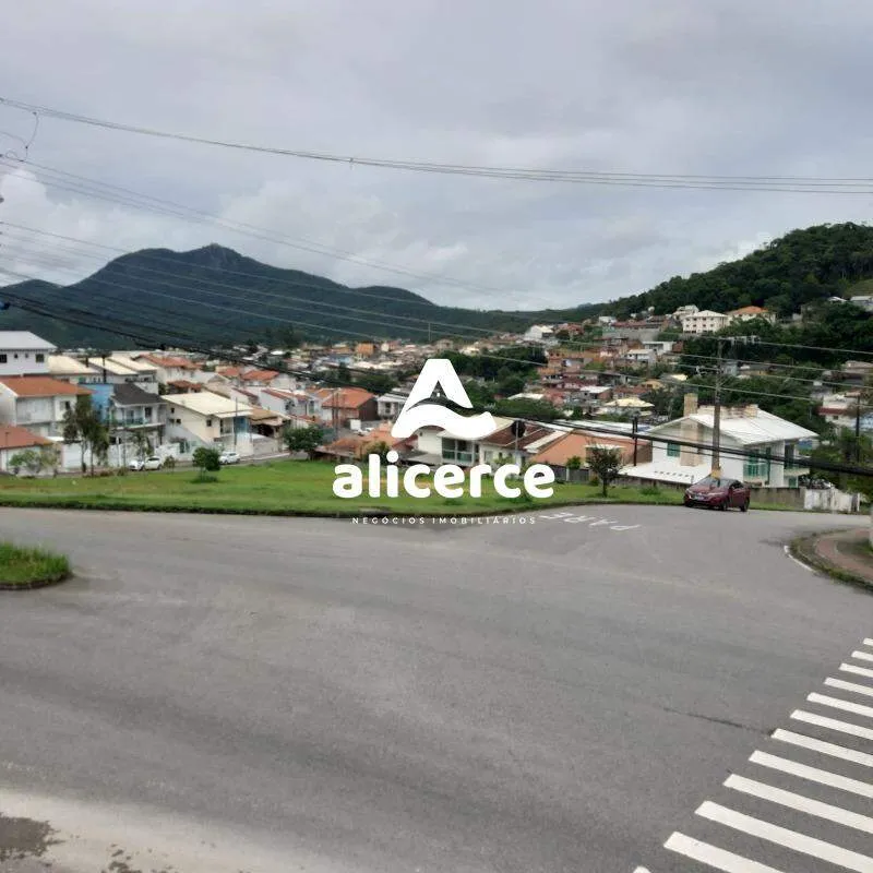 Imagem Sobrado 3 Quartos | 1 Suíte | 2 Vagas - Loteamento San Marino - São José