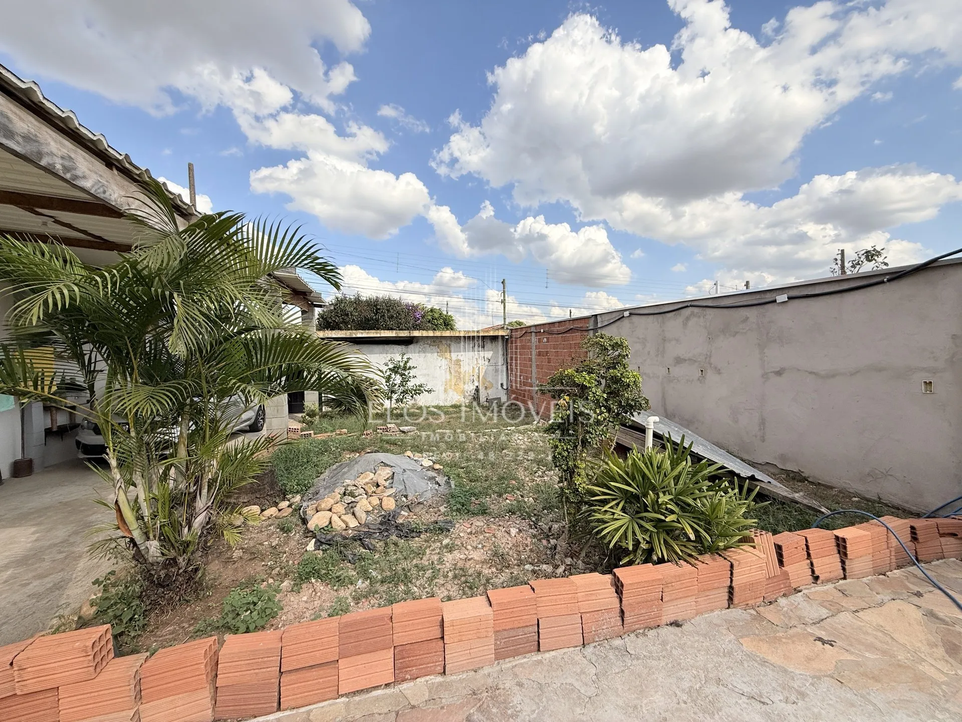 Imagem Sobrado de 1 quarto, 65m² no bairro Parque Residencial Aeroporto, em Limeira